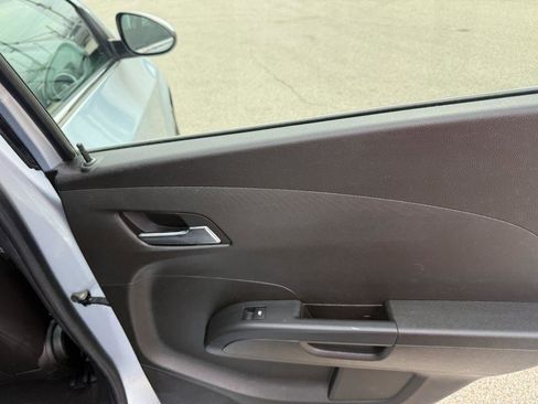 Used 2017 Chevrolet Sonic Premier FWD image 19