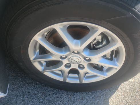 Used 2026 Chrysler Voyager LX FWD image 5