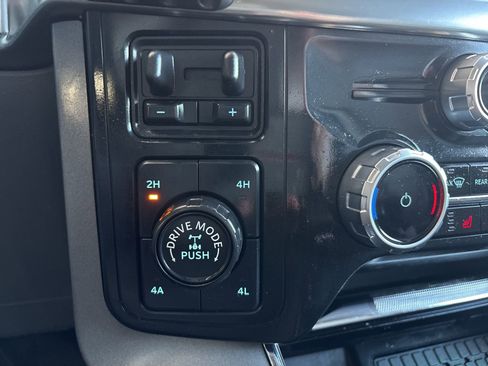 Used 2023 Ford F150 Lariat w/ Equipment Group 502A High image 19