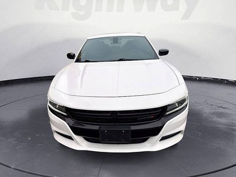 Used 2020 Dodge Charger SXT w/ Blacktop Package image 8