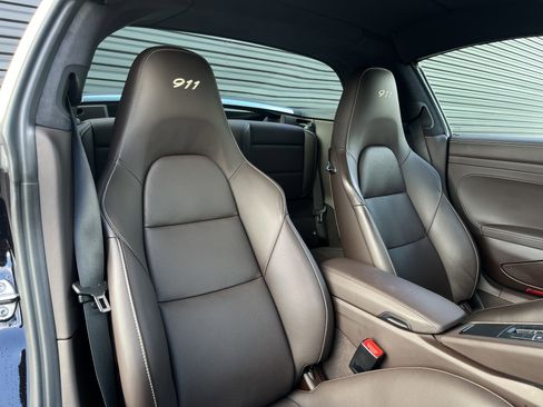 Certified 2019 Porsche 911 Targa 4 GTS image 21