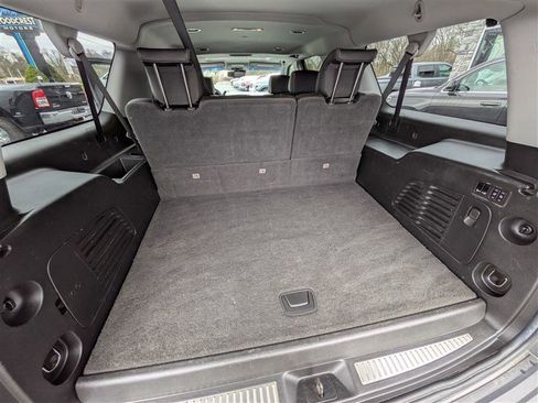 Used 2019 GMC Yukon XL Denali image 20