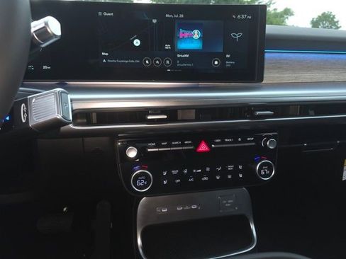 New 2026 Hyundai Ioniq 9 Limited AWD/4WD image 15