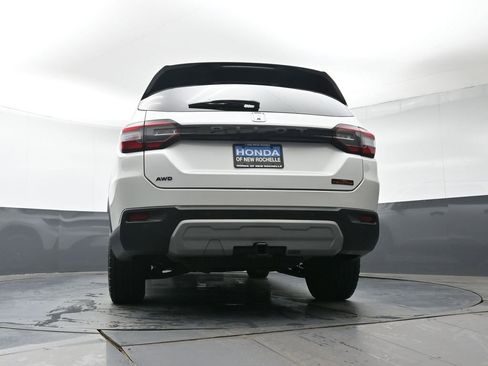 Certified 2023 Honda Pilot TrailSport image 33