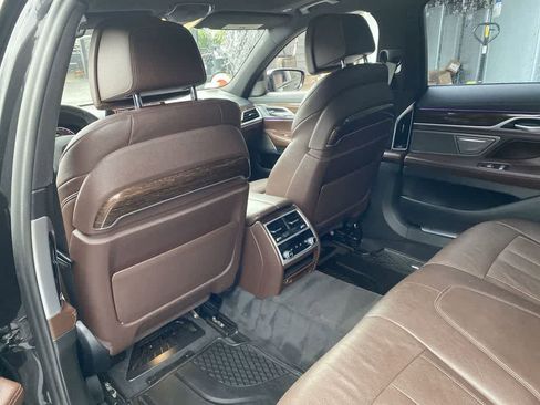 Used 2020 BMW 740i w/ M Sport Package RWD image 16