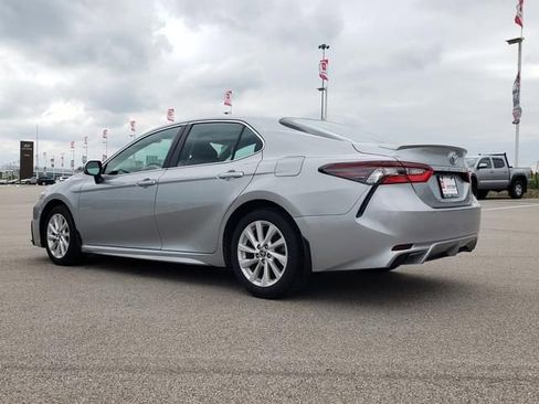 Used 2024 Toyota Camry SE FWD image 7