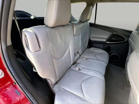 Used 2011 Toyota RAV4 Limited w/ Limited Extra Value Pkg FWD image 18