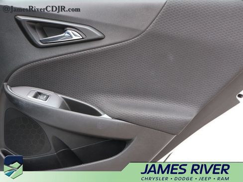 Used 2024 Chevrolet Malibu LT FWD image 11