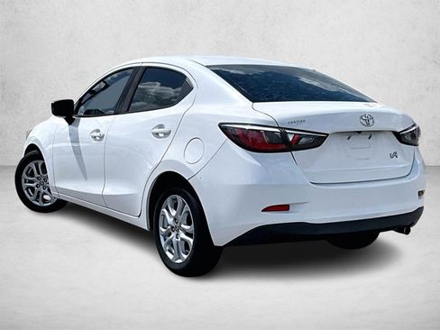 Used 2017 Toyota Yaris iA image 13