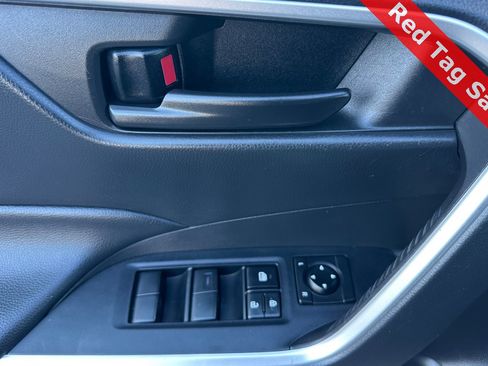 Used 2023 Toyota RAV4 LE image 11