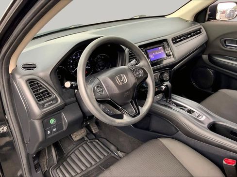 Used 2019 Honda HR-V LX image 17