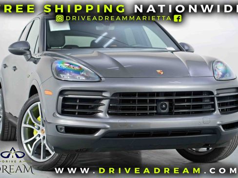 Used 2019 Porsche Cayenne E-Hybrid image 2