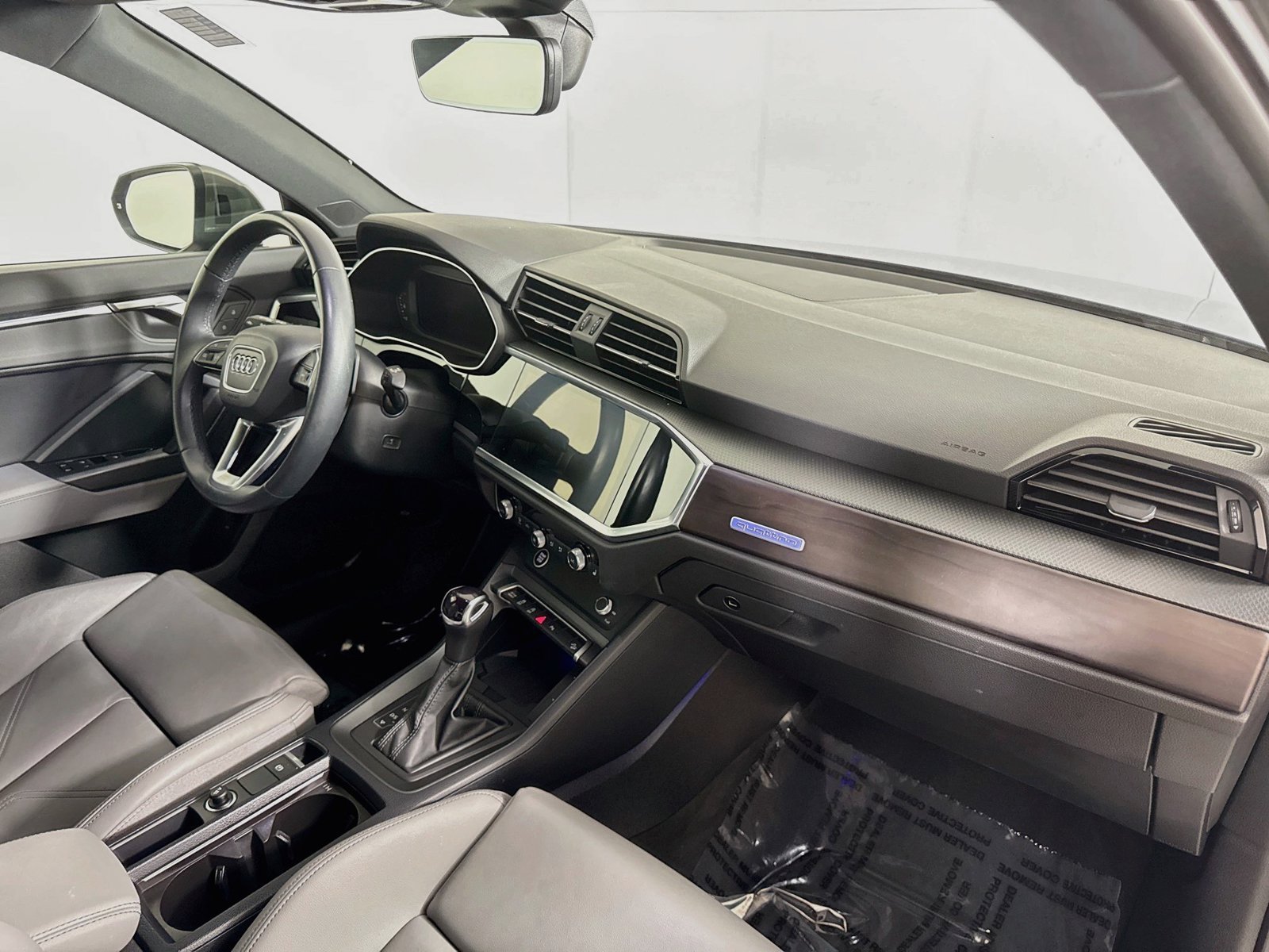 Certified 2024 Audi Q3 2.0T Premium Plus AWD/4WD image 27