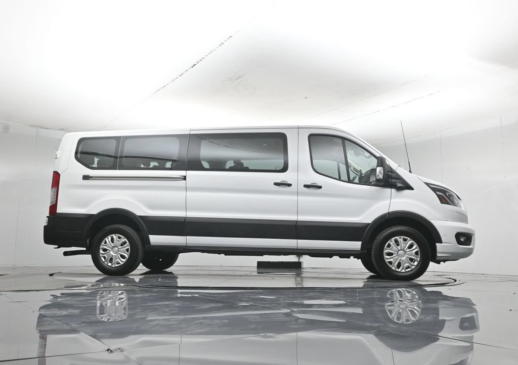 Used 2023 Ford Transit 350 XLT RWD image 44