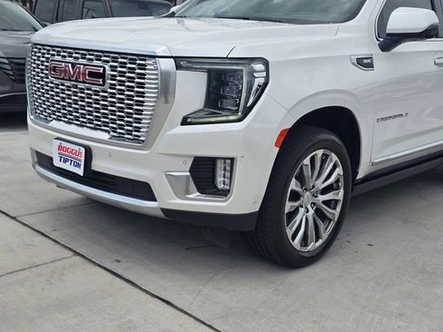 Used 2024 GMC Yukon Denali w/ Denali Reserve Package RWD image 9