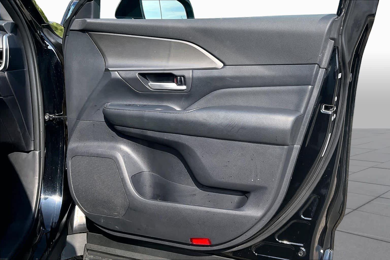 Used 2026 Toyota Grand Highlander FWD image 22