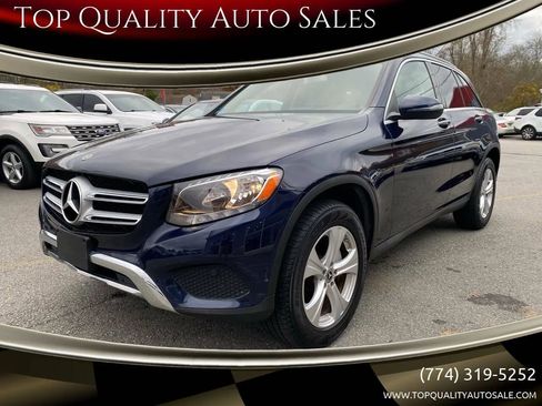 Used 2018 Mercedes-Benz GLC 300 GLC 300 4MATIC Sport Utility 4 image 1