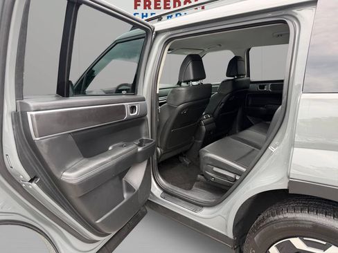 Used 2024 Hyundai Santa Fe SEL AWD/4WD image 29