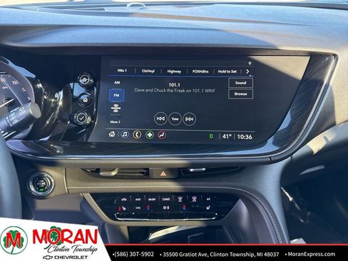 Used 2022 Buick Envision Essence w/ Safety Package image 19