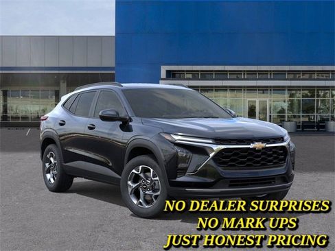 New 2026 Chevrolet Trax LT w/ Driver Confidence Package image 7