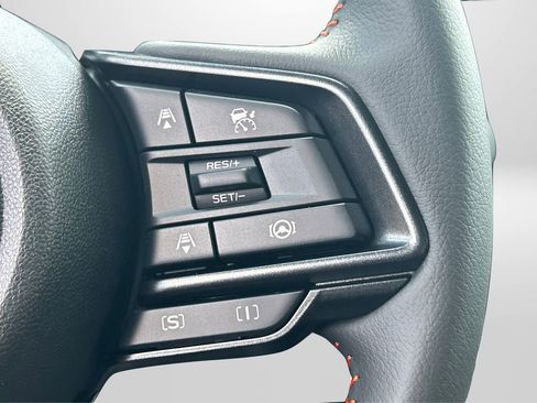 New 2025 Subaru Crosstrek 2.5i Limited w/ Crosstrek Mirror Package image 29