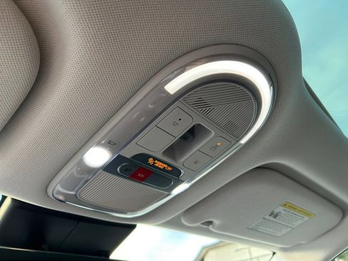 Used 2024 Hyundai Ioniq 5 Limited image 37