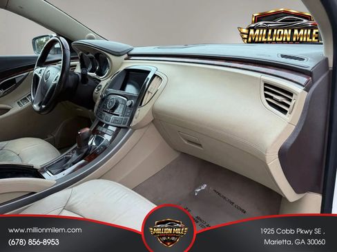 Used 2013 Buick LaCrosse Premium FWD image 19