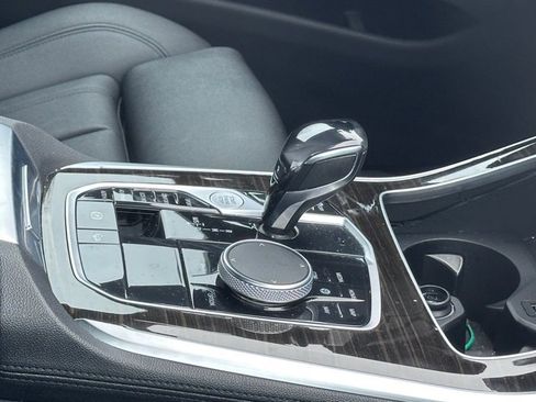 Used 2021 BMW X5 xDrive40i w/ Premium Package 2 image 5