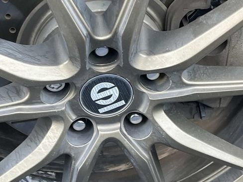 Used 2017 Subaru Outback 2.5i Limited AWD/4WD image 5