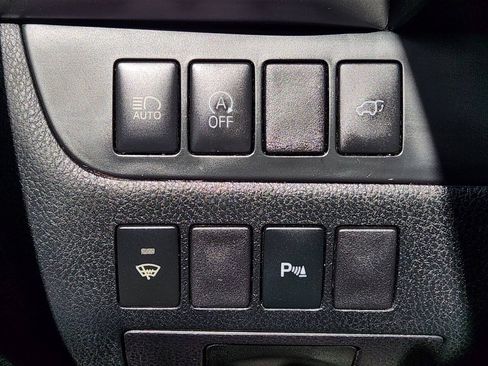 Used 2018 Toyota Highlander Limited AWD/4WD image 27