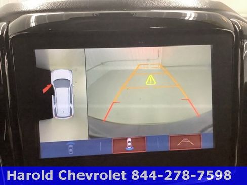 Used 2019 Chevrolet Traverse LT image 18