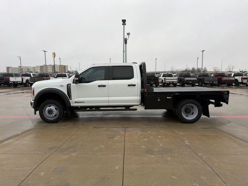 New 2025 Ford F550 4x4 Crew Cab Super Duty image 2