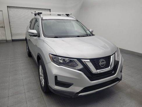 Used 2018 Nissan Rogue SV AWD/4WD image 14