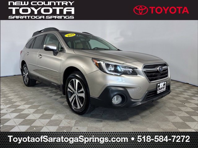 Used 2019 Subaru Outback 2.5i Limited AWD/4WD image 1