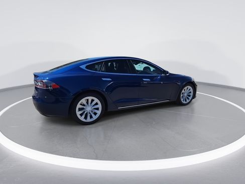 Used 2017 Tesla Model S 75D AWD/4WD image 3