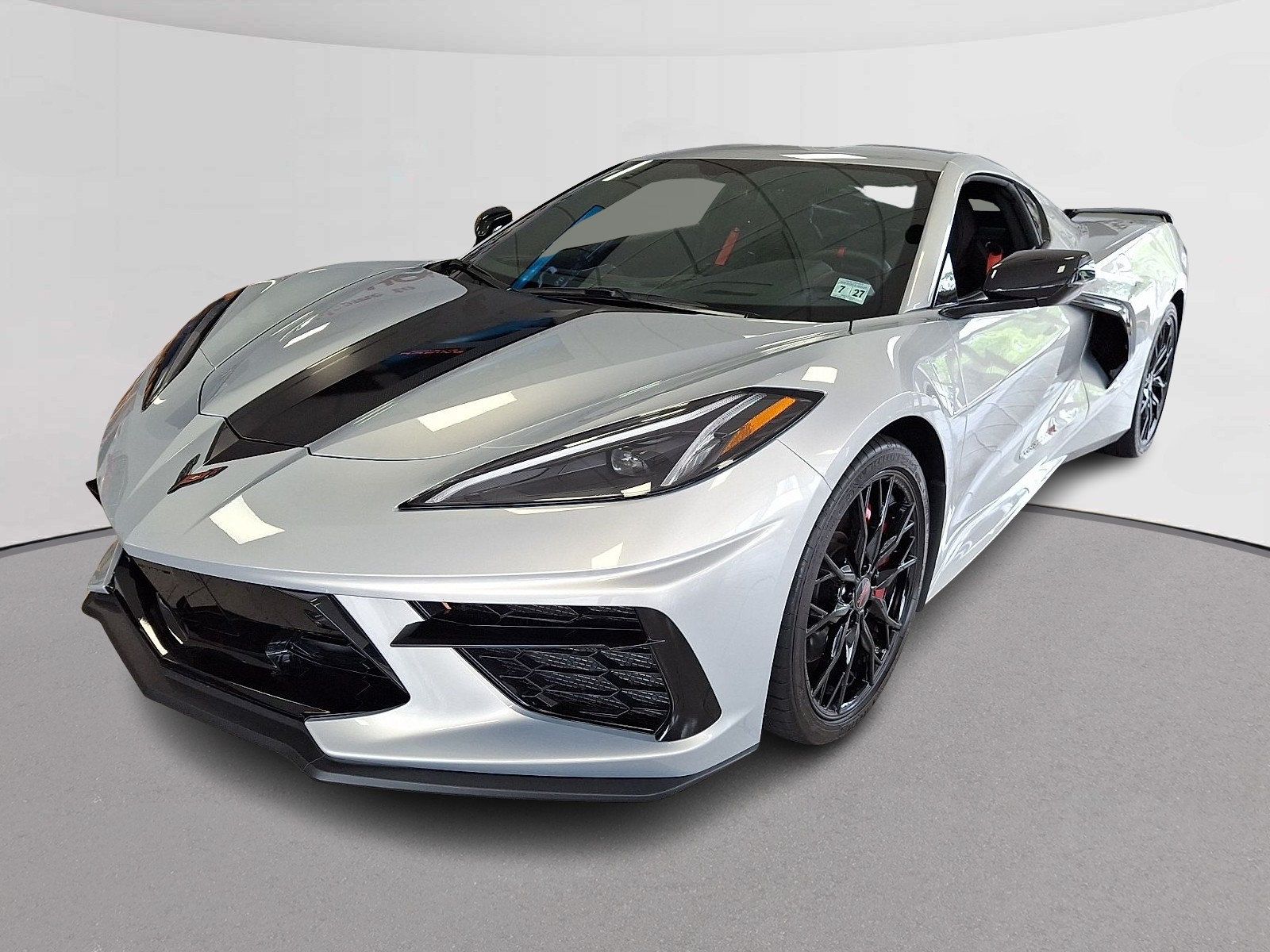 Used 2023 Chevrolet Corvette Stingray Premium Cpe w/ Z51 Performance Package RWD image 4
