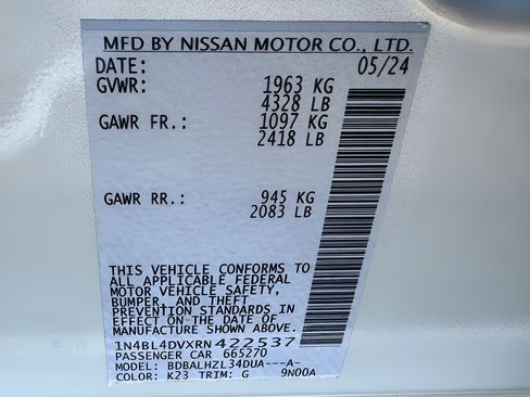 Used 2024 Nissan Altima 2.5 SV FWD image 41