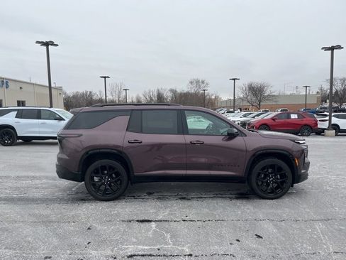 Certified 2024 Chevrolet Traverse RS w/ LPO, Floor Liner Package image 6