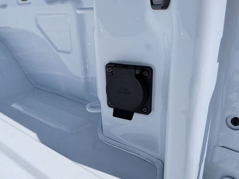 New 2026 Chevrolet Silverado 2500 Custom w/ Custom Value Package AWD/4WD image 35