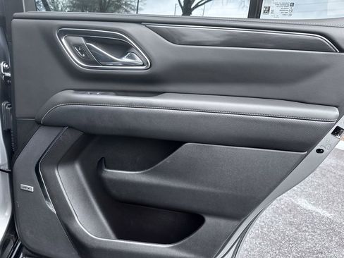 Used 2024 GMC Yukon AT4 image 37