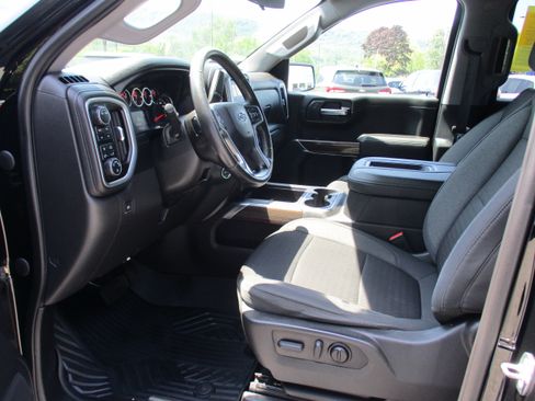 Used 2021 Chevrolet Silverado 1500 LT Trail Boss AWD/4WD image 11