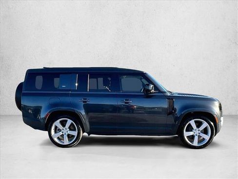 Used 2023 Land Rover Defender 130 First Edition image 5