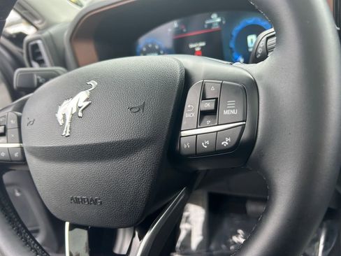 Used 2025 Ford Bronco Sport Outer Banks w/ Outer Banks Tech Package+ AWD/4WD image 16