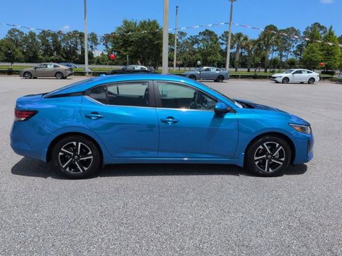 Used 2024 Nissan Sentra SV FWD image 4