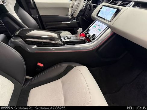 Used 2022 Land Rover Range Rover Sport SVR image 27