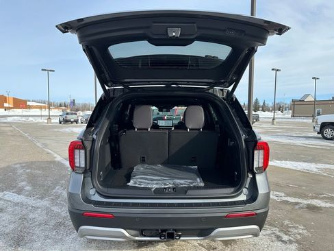 New 2026 Ford Explorer Platinum w/ LUX Leather Package image 8