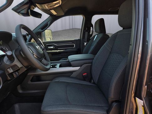 New 2026 RAM 2500 Big Horn AWD/4WD image 11