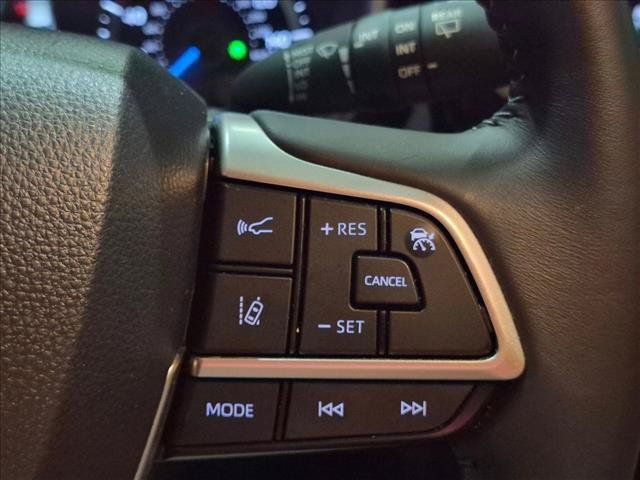 Used 2026 Toyota Highlander XLE AWD/4WD image 17