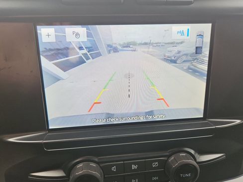 Used 2023 Ford F150 XLT image 10