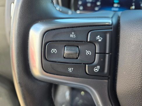 Used 2024 Chevrolet Suburban Premier AWD/4WD image 15